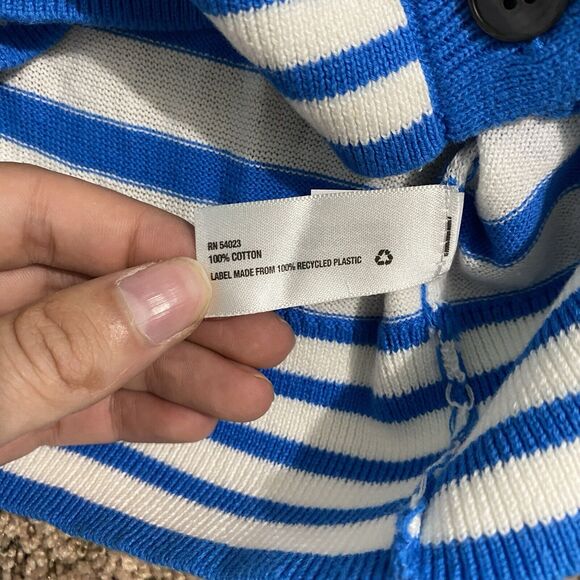 NWT Gap Stripped Cardigan Sweater Size XS Button Front Cotton Blue White - Picture 4 of 6